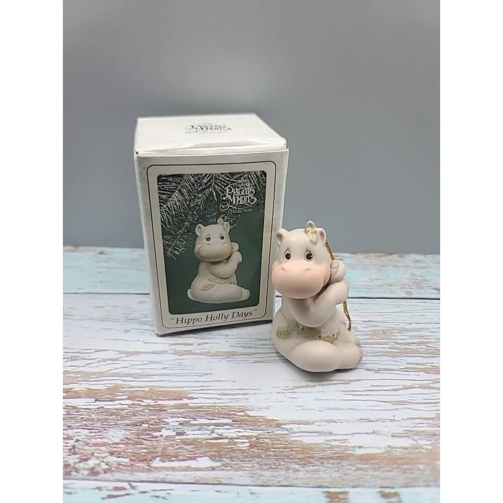 Precious Moments Hippo Holly Days Christmas Ornament by Enesco 520403 1995